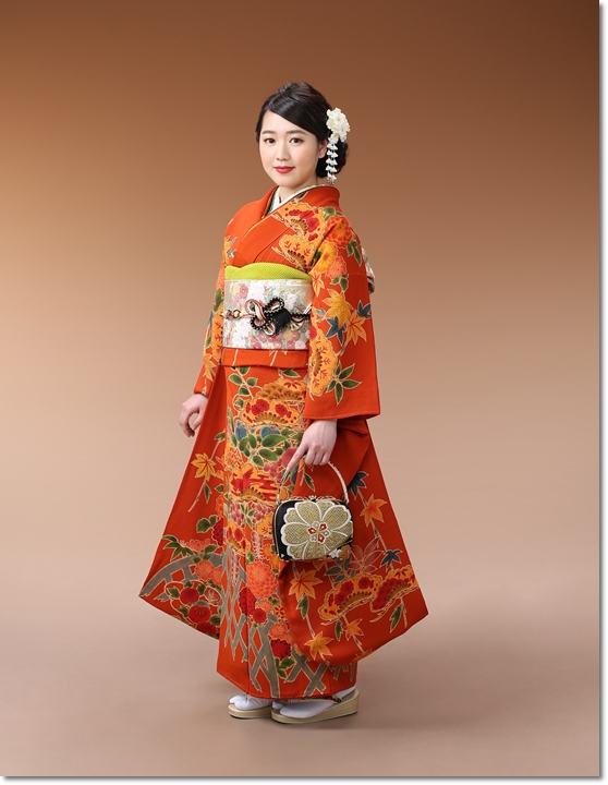 ママ振袖アレンジ アフター 朱色 更紗文様