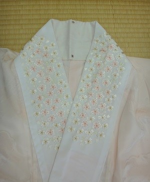 桜柄 刺繍半衿